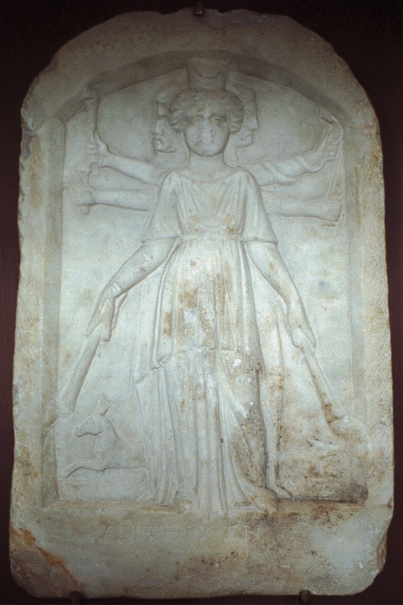 800px-Syncretistic_relief,_Artemis_as_a_triple_goddess,_100-300_AD,_Varm39
